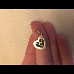 Antique Jewelry - Heart pendant Sterling silver 925 stamped Antique Jewelry - Heart pendant Sterling silver 925 stamped